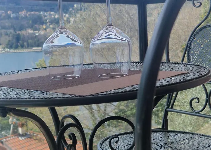 Bellavista Flat - The House Of Travelers Apartman